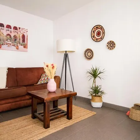 T2 Dernier Etage Avec Terrasse 5 Min De La