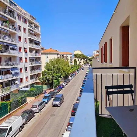 Apartment T2 Dernier Etage Avec Terrasse 5 Min De La