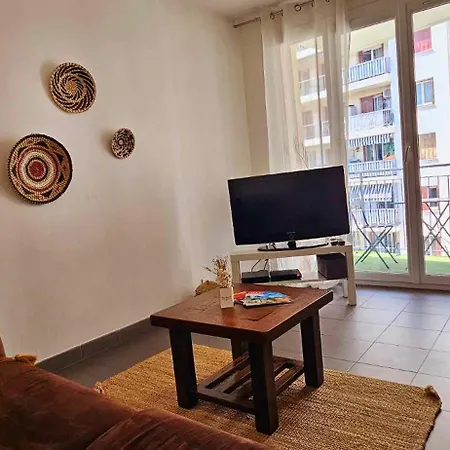 Апартаменты T2 Dernier Etage Avec Terrasse 5 Min De La Ницца