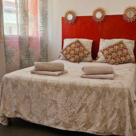 T2 Dernier Etage Avec Terrasse 5 Min De La Апартаменты Ницца